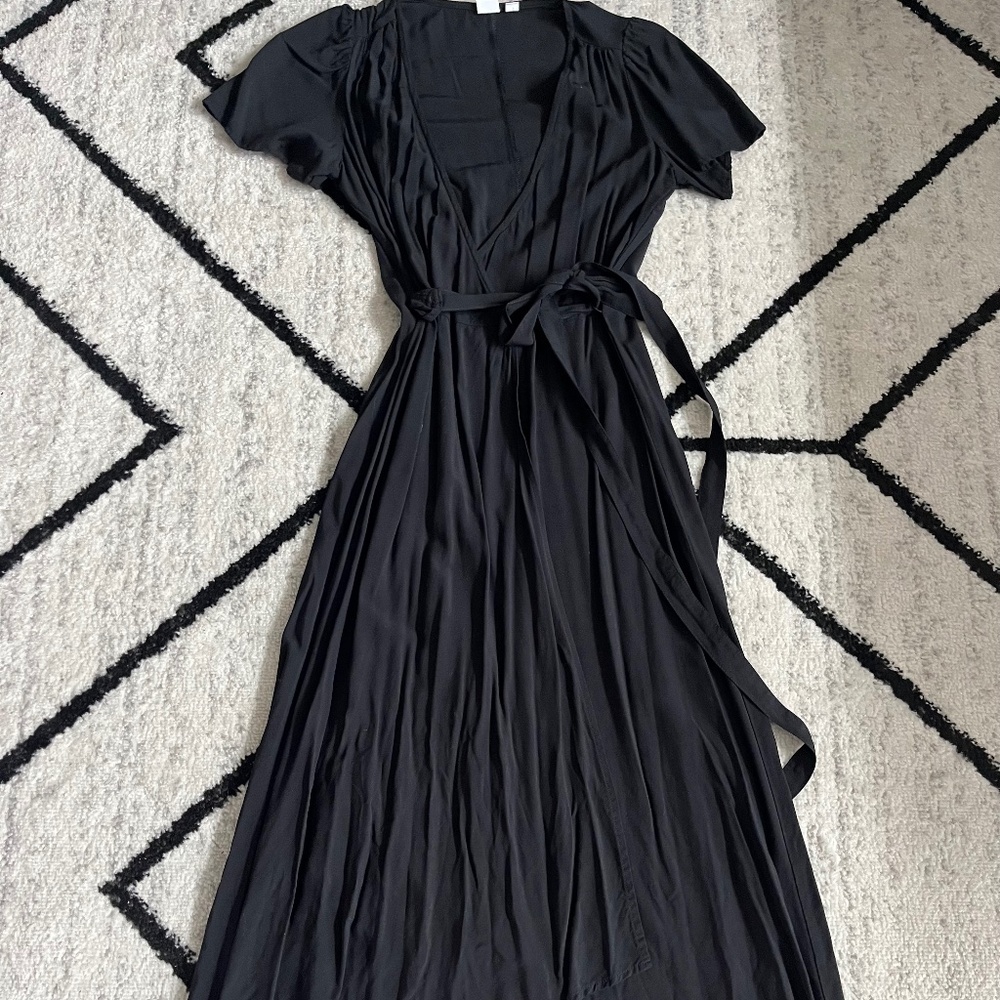 Gap black dress XS